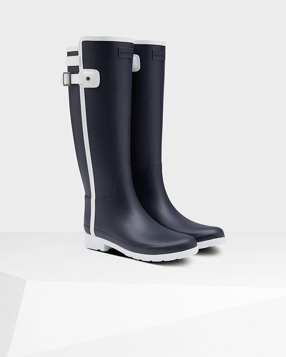 Womens Hunter Tall Rain Boots Navy/White - Refined Slim Fit Contrast - 5176934-PI